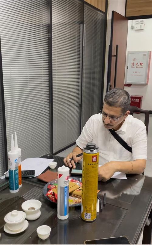 Últimas soluções da empresa sobre Os clientes indianos são bem-vindos para visitar a fábrica e fazer pedidos.